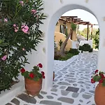 Tzane & - Steps Away From Golden * Chrisi Akti (Paros)