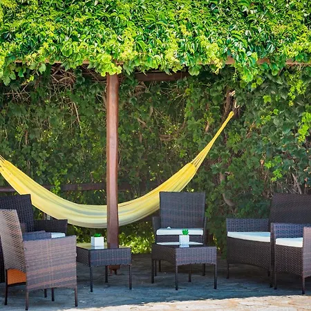 Tzane & - Steps Away From Golden * Chrisi Akti (Paros)